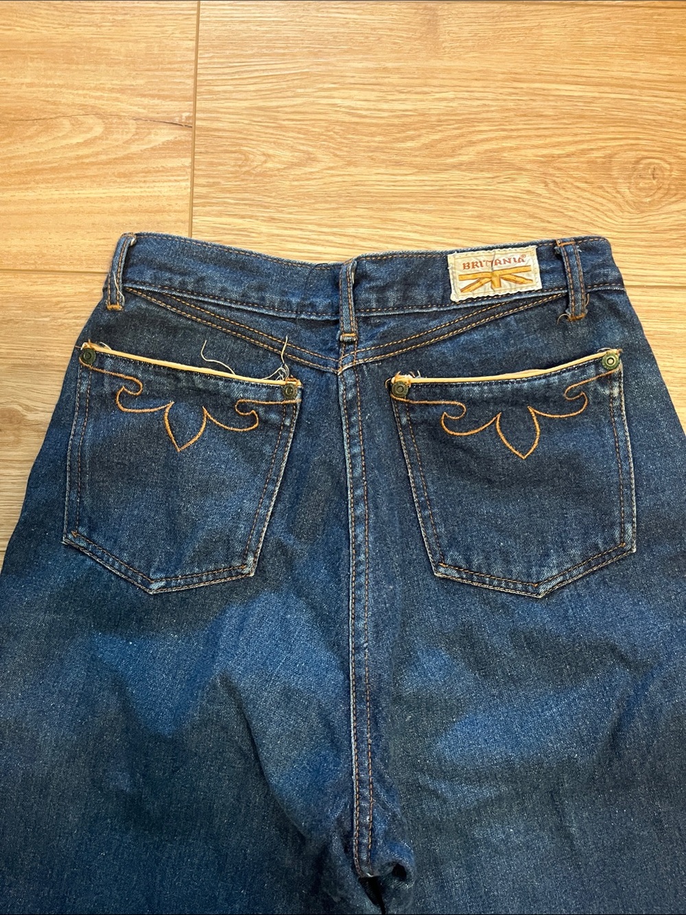 Vintage 70s Brittania high waist wide leg jeans - Picture 5 of 15